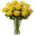 Blossoming 12 Yellow Roses Vase