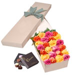 LONG STEMMED ROSES GIFT BOX MIXED 24