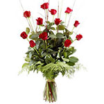 Beautiful Bouquet of Long Stemmed Roses with Style