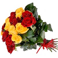 Color: red - yellow<br>The simplicity of this rose bouquet was our idea, red - p...