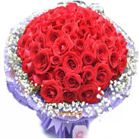Distinctive Full of Love Red Roses Bouquet