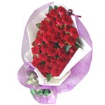 Heavenly Romantic Red Roses Bunch