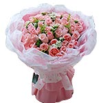 Stylish Pink Roses Bouquet with White Flowers