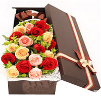Elegant Box Brimming with Roses<br/> <br/>