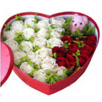 Gorgeous Red and White Rose Box