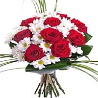 Harmony 9 and 6 red roses chrysanthemum symbolizes love, passion and seduction. ...