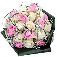 Bouquet of white and pink Roses....