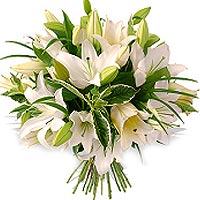 Bouquet of white flowers....