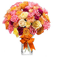 A warm beam of sunlight shines from this gorgeous bouquet, full of 2 dozens of c...