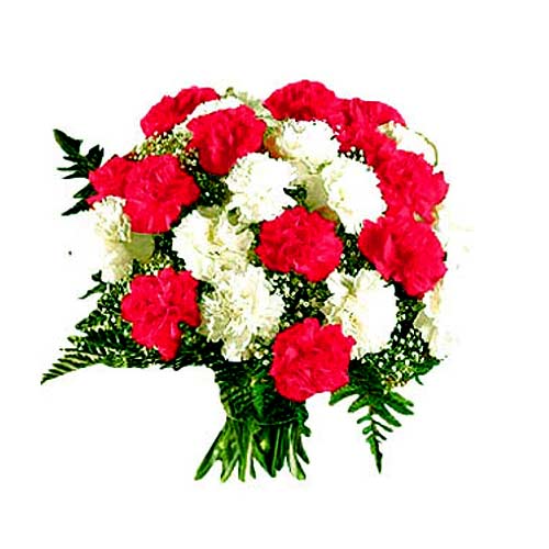 Longlasting and festive, this bouquet of 20 pcs Re...
