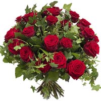 Excellent gift idea!<br>Kisses bouquet is formed with roses wiat a company of gr...