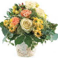 Best wishes for your closest!<br>The bouquet consists of various flowers: roses,...