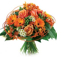 Easy way to have fun:)  Great for all occasions!<br>Ray- is a round bouquet mad...