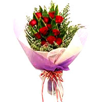 A luxurious bouquet made ??of 11 red roses that will definitely trigger burning ...