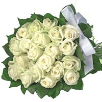Easter bouquet of 29 white roses . Properly to meet the Passover feast of Saint:...