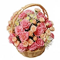 Pink Roses n Minirosa chrysanthemums
