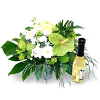 Bouquet magic in green and white with gold leaf champagne piccolo