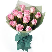 This bouquet of 12 pink roses is perfect for people who are sensitive and tender...