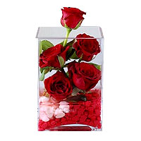 Vase with Red Roses for my love. In this vase 5 red roses are beautifully arrang...