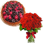  Bouquet of red roses with a succulent  fruit pie....