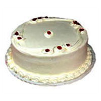 Acknowledge the people who love you by sending this Creamy Vanilla Cake and make them realize their worth in your life.