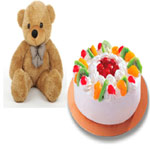 Magical Vanilla Cake with Teddy