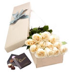 LONG STEMMED ROSES GIFT BOX WHITE 12