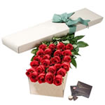 LONG STEMMED ROSES GIFT BOX RED 24