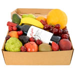 Our deluxe hamper is packed to the brim with a stu...