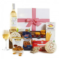 Finely-Textured Wine N Gourmet Assortments Gift Box<br>