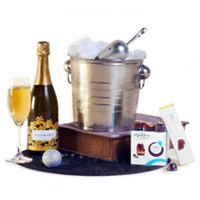 Pleasant Sweet Surprise Hamper with Wine Selection<br>