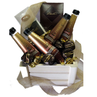 Be happy by sending this Generous Chocolate Tasting Club Gift Set to your dear o...