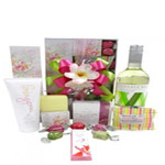 Attractive Mid Night Christmas Gift Hamper