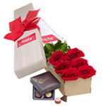 Alluring 6 Red Roses with Valentine Gift Set