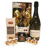 Mesmerizing Wine and Treats Hamper