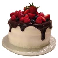 Chocolate-Draped Fresh Cream and Strawberry Cake