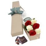 LONG STEMMED ROSES GIFT BOX RED & WHITE 6