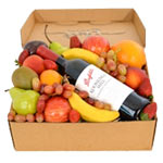 CLASSIC FRUIT HAMPER WITH RED WINE