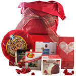 Delight your loved ones with this Brilliant Season......  to Mosman