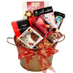 Extraordinary Festive Moments Gift Bucket