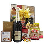 Gift your loved ones this Beautiful Cuties Hamper ......  to Rockingham