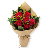 Gorgeous Floral Beauty of Red Roses with Gypsophila