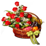 Attractive Valentine's Day Fruits and Flowers