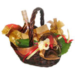 Lovable Gift Basket Hamper Surprise for Christmas