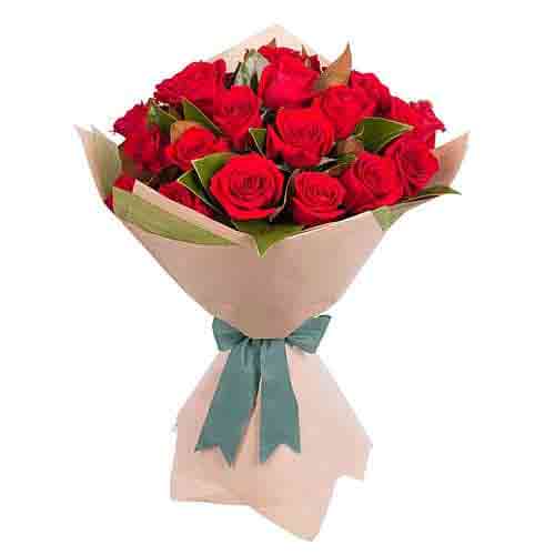 Send a treat to any flower lover by gifting this 24 Red Roses Bouquet...