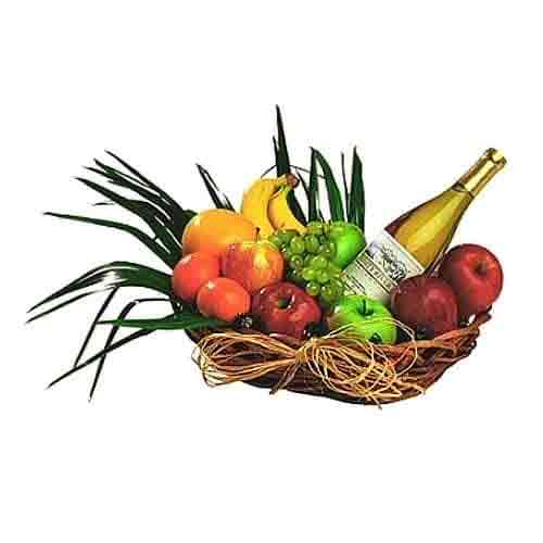 Wonderfully displayed in a handsome basket, our Fr......  to Leme