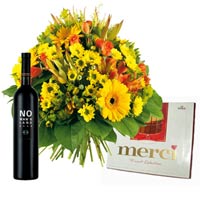 Bouquet Zefir with chocolates and wine