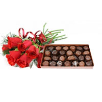 A bouquet by 7 roses and chocolates box - special romantic gift...