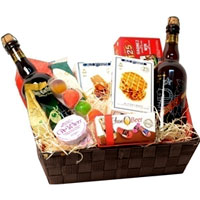 Extraordinary Festive Assortment Gift Basket with Belgian Beer