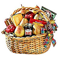 A great mix of holiday gourmet favoruties and fruit. Contains a delicious assort...